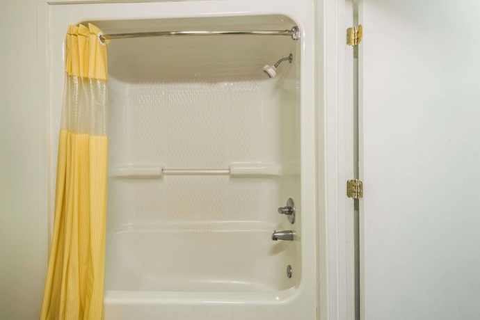 Imagen de la habitación del Hotel Days Inn By Wyndham Troy. Foto 4