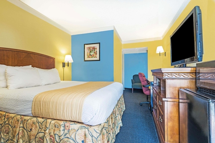 Imagen de la habitación del Hotel Days Inn By Wyndham Troy. Foto 5