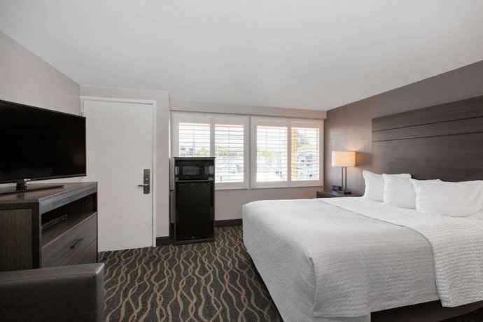 Imagen de la habitación del Hotel Days Inn By Wyndham Ukiah. Foto 13