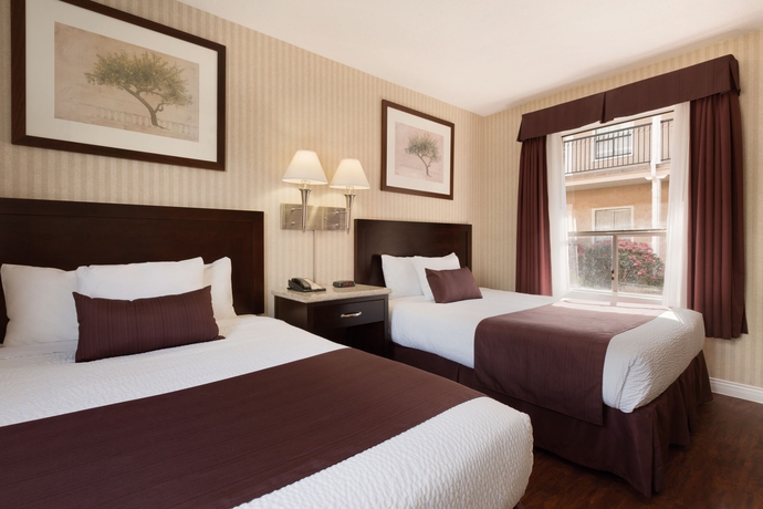 Imagen de la habitación del Hotel Days Inn By Wyndham Vancouver Metro. Foto 5