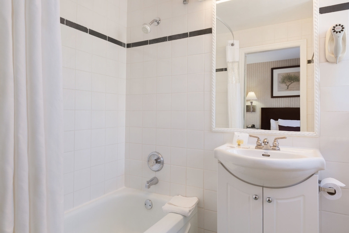 Imagen de la habitación del Hotel Days Inn By Wyndham Vancouver Metro. Foto 12
