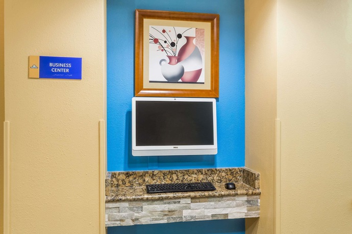 Imagen de los interiores del Hotel Days Inn By Wyndham Vernal. Foto 15
