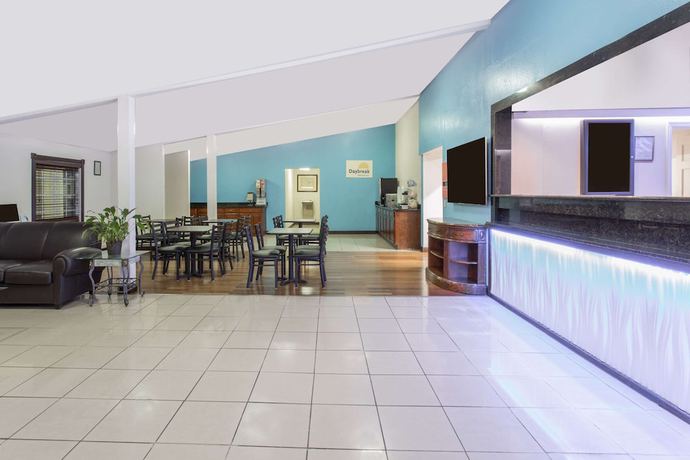 Imagen del bar/restaurante del Hotel Days Inn By Wyndham Virginia Beach Town Center. Foto 2