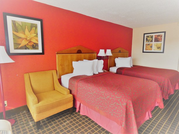 Imagen de la habitación del Hotel Days Inn By Wyndham Waycross. Foto 10