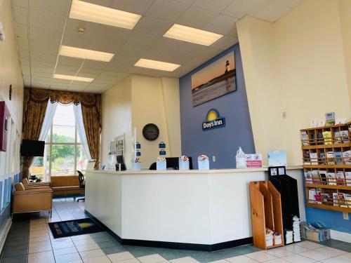 Imagen general del Hotel Days Inn By Wyndham West Yarmouth/hyannis Cape Cod. Foto 2