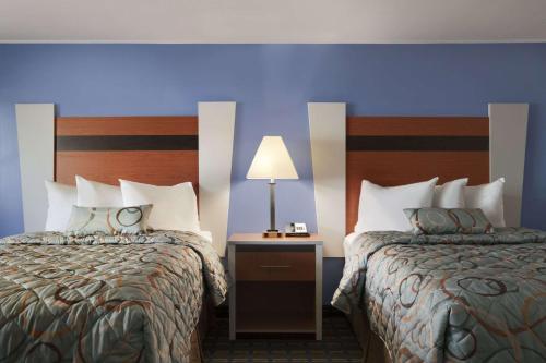 Imagen de la habitación del Hotel Days Inn By Wyndham West Yarmouth/hyannis Cape Cod. Foto 14