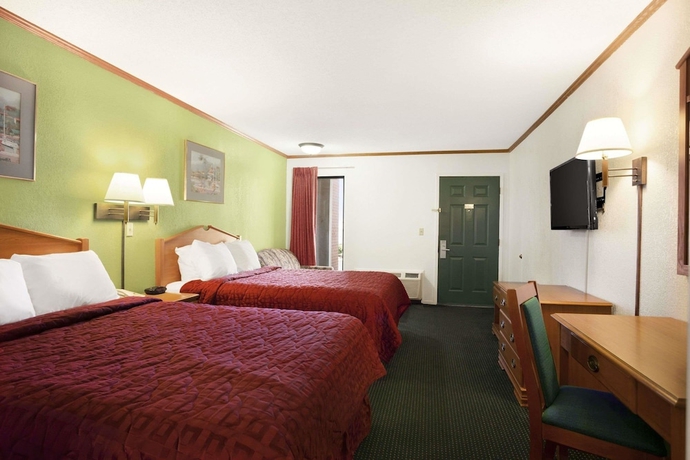 Imagen de la habitación del Hotel Days Inn By Wyndham Wichita West Near Airport, Wichita. Foto 2