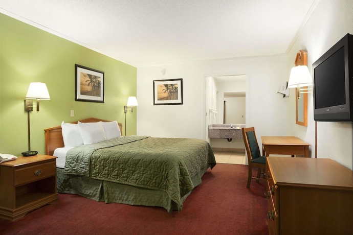 Imagen de la habitación del Hotel Days Inn By Wyndham Wichita West Near Airport, Wichita. Foto 5
