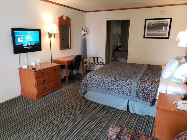 Imagen de la habitación del Hotel Days Inn By Wyndham Wichita West Near Airport, Wichita. Foto 9