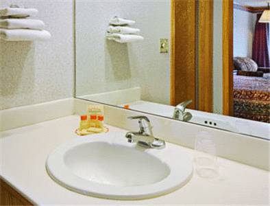 Imagen de la habitación del Hotel Days Inn By Wyndham Wichita West Near Airport, Wichita. Foto 8