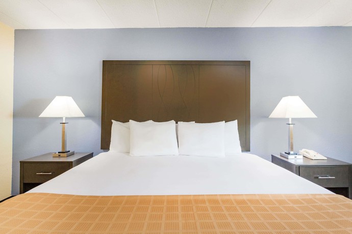 Imagen de la habitación del Hotel Days Inn By Wyndham Wilkes Barre. Foto 14