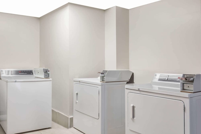 Imagen de los interiores del Hotel Days Inn By Wyndham Williamsburg Historic Area. Foto 13