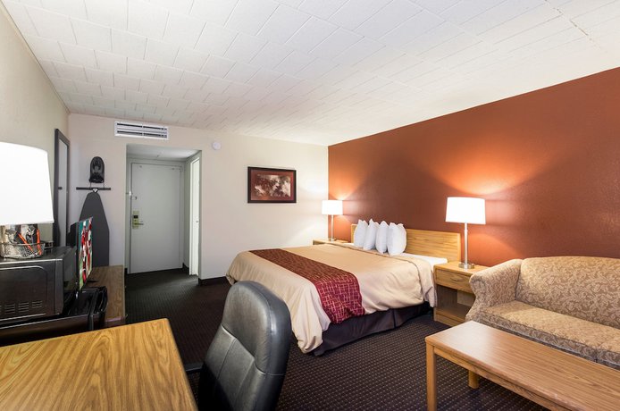 Imagen de la habitación del Hotel Days Inn By Wyndham Williamsport. Foto 5