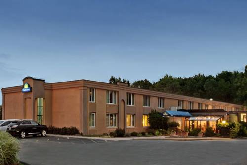 Imagen general del Hotel Days Inn By Wyndham Willoughby/cleveland. Foto 2