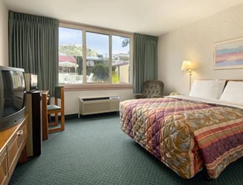 Imagen de la habitación del Hotel Days Inn By Wyndham Willoughby/cleveland. Foto 5