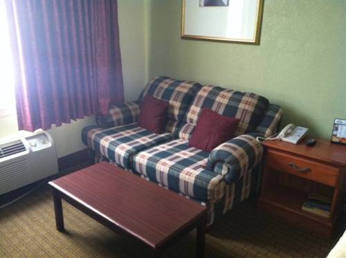 Imagen de la habitación del Hotel Days Inn By Wyndham Willoughby/cleveland. Foto 11