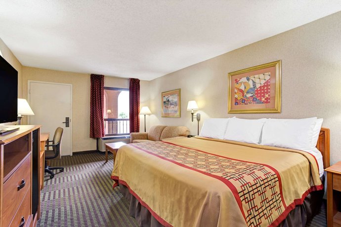 Imagen de la habitación del Hotel Days Inn By Wyndham Wilson. Foto 8