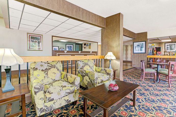 Imagen de los interiores del Hotel Days Inn By Wyndham Wilson. Foto 16
