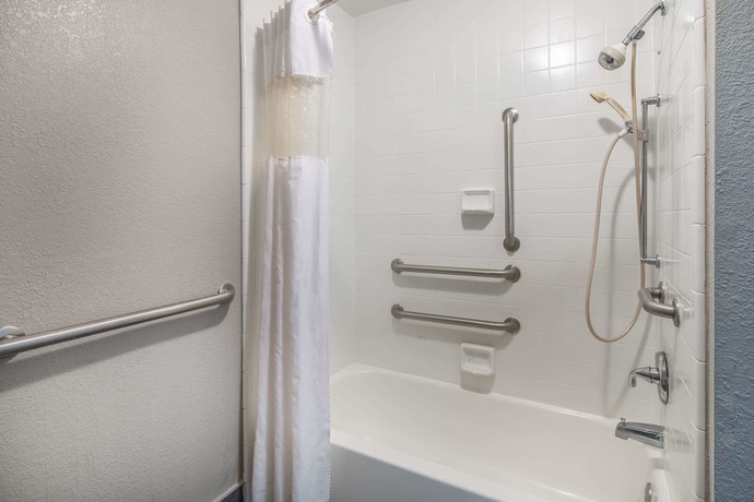 Imagen de la habitación del Hotel Days Inn By Wyndham Wilson. Foto 14