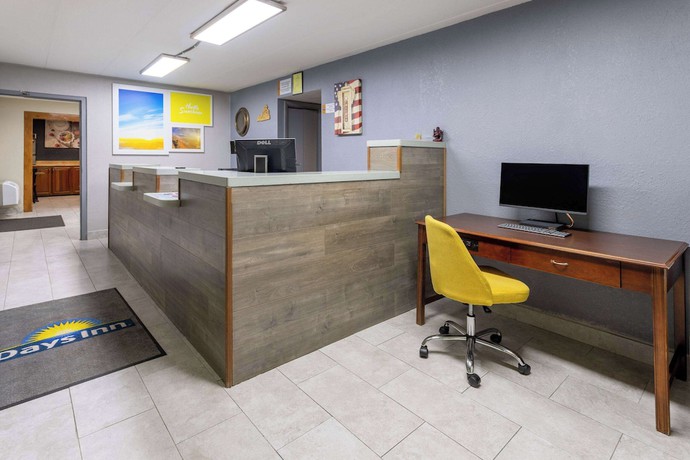Imagen de los interiores del Hotel Days Inn By Wyndham Winchester. Foto 16