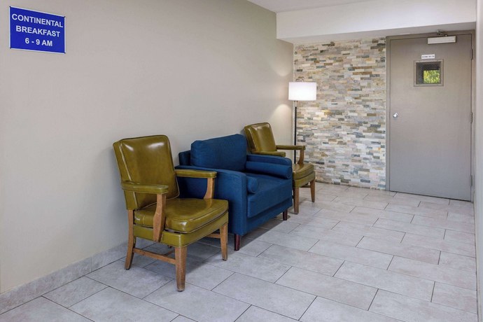 Imagen de los interiores del Hotel Days Inn By Wyndham Winchester. Foto 19