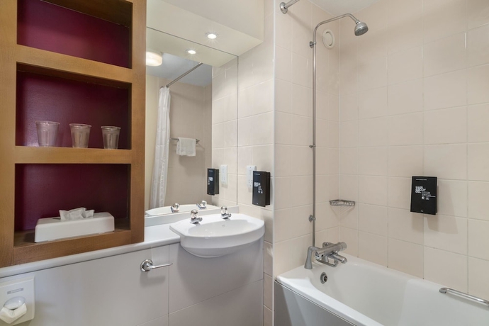 Imagen de la habitación del Hotel Days Inn By Wyndham Winchester M3. Foto 12