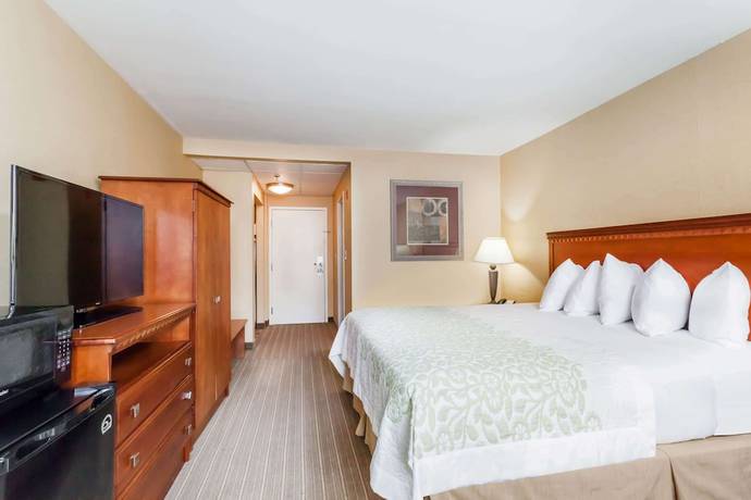 Imagen de la habitación del Hotel Days Inn By Wyndham Windsor Locks / Bradley Intl Airport. Foto 10