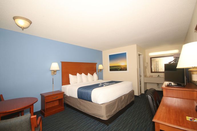 Imagen de la habitación del Hotel Days Inn By Wyndham Winston Salem North. Foto 12