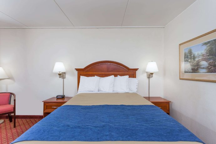 Imagen de la habitación del Hotel Days Inn By Wyndham Winston Salem North. Foto 14