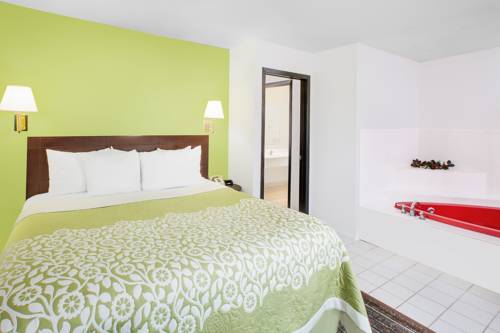 Imagen de la habitación del Hotel Days Inn By Wyndham York. Foto 9