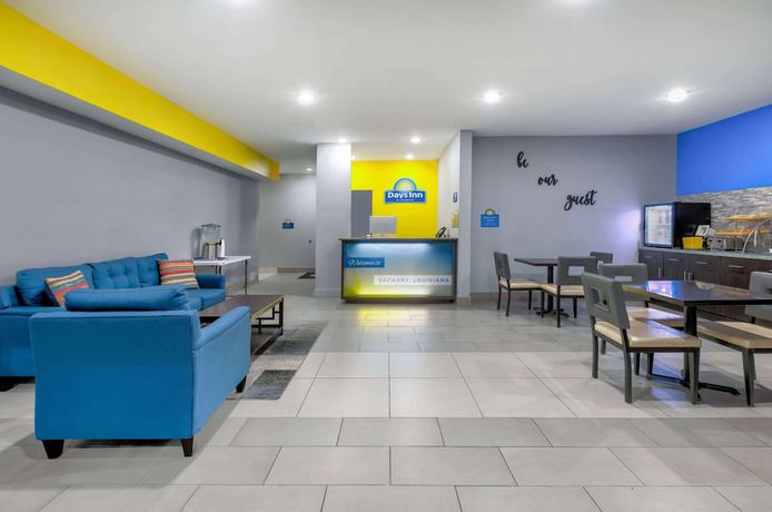 Imagen de los interiores del Hotel Days Inn By Wyndham Zachary La. Foto 18