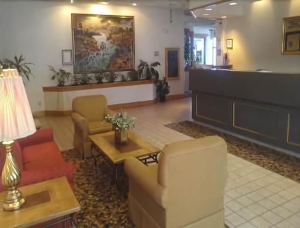 Imagen de los interiores del Hotel Days Inn Cornelius Lake Norman. Foto 14