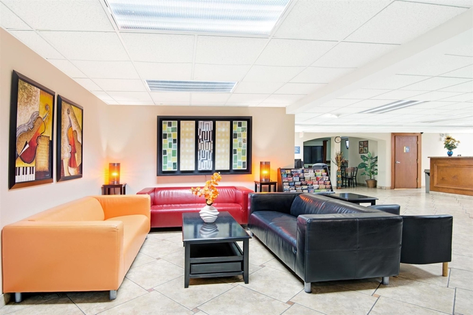 Imagen de los interiores del Hotel Days Inn Crossroads. Foto 14