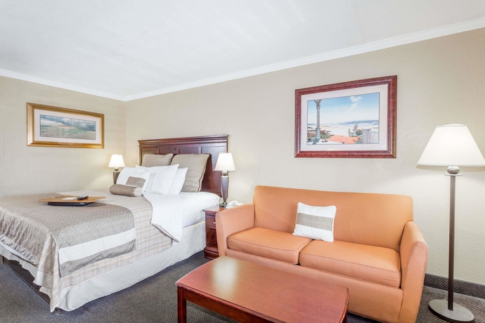 Imagen de la habitación del Hotel Days Inn Destin. Foto 11