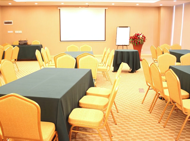 Imagen de los interiores del Hotel Days Inn Guangzhou. Foto 18