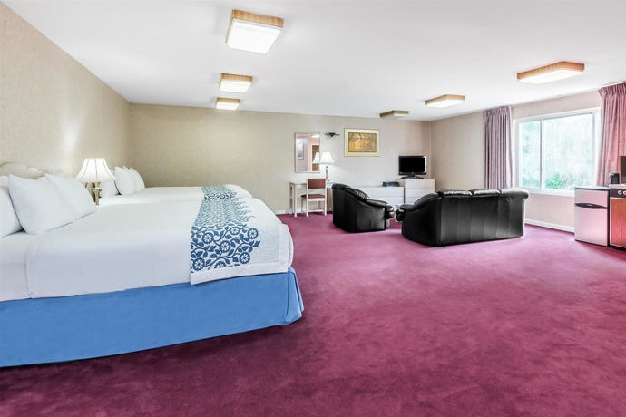 Imagen de la habitación del Hotel Days Inn Hicksville - Long Island. Foto 8