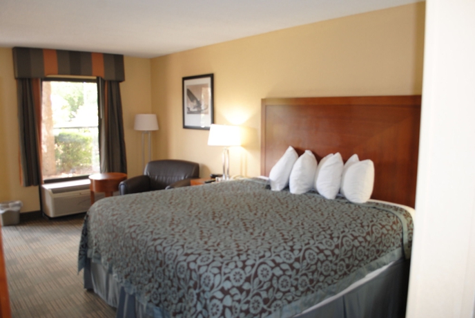 Imagen de la habitación del Hotel Days Inn Jacksonville Airport. Foto 8