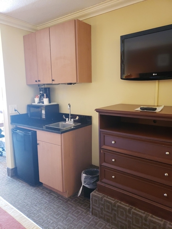Imagen de la habitación del Hotel Days Inn Kissimmee West. Foto 5