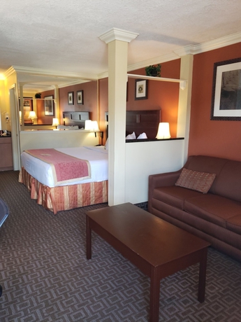 Imagen de la habitación del Hotel Days Inn Kissimmee West. Foto 11