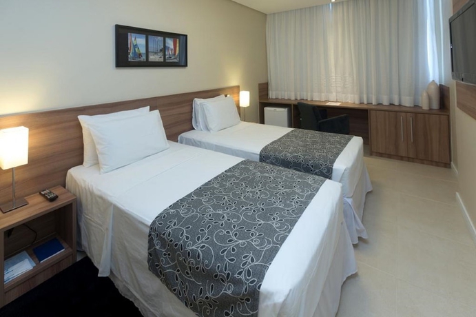 Imagen de la habitación del Hotel Days Inn Linhares. Foto 5