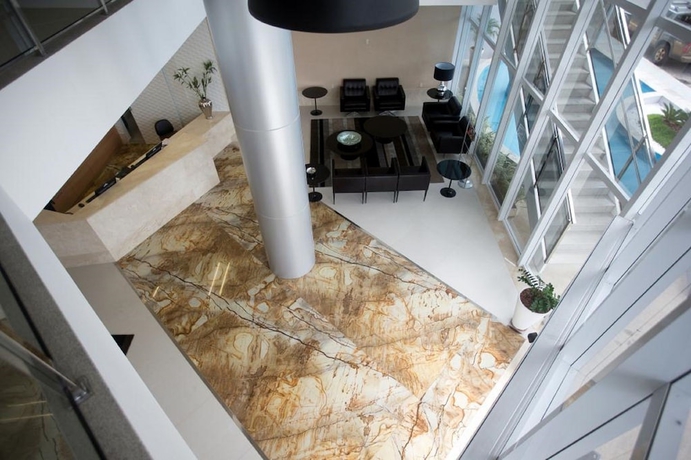 Imagen de los interiores del Hotel Days Inn Linhares. Foto 12