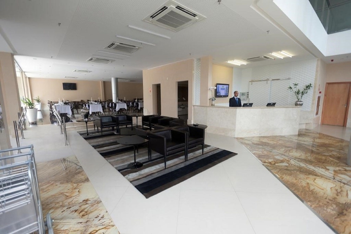 Imagen de los interiores del Hotel Days Inn Linhares. Foto 16