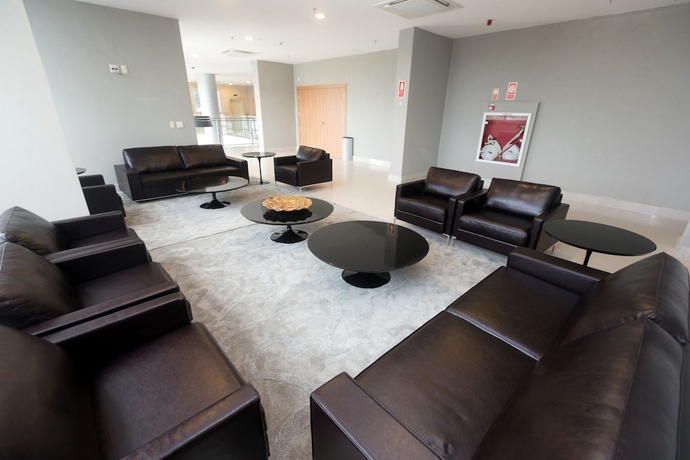 Imagen de los interiores del Hotel Days Inn Linhares. Foto 17