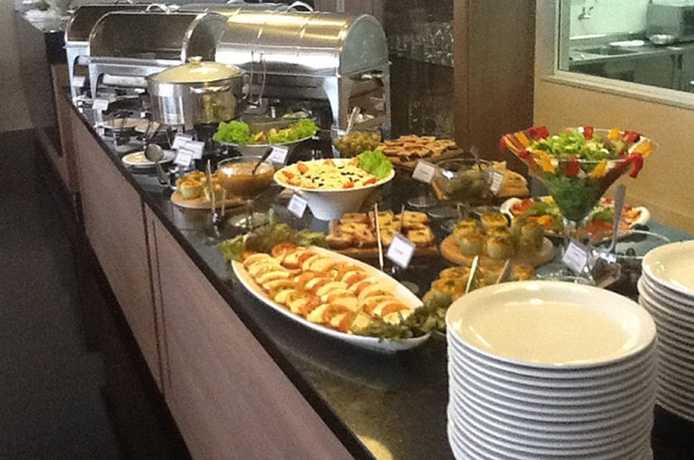 Imagen del bar/restaurante del Hotel Days Inn Linhares. Foto 4