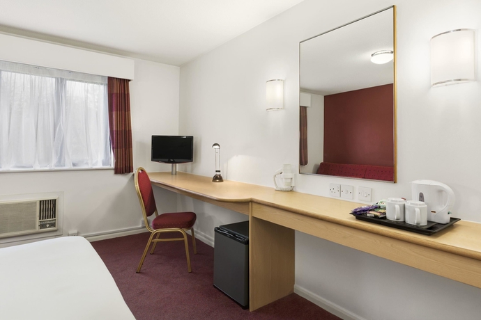 Imagen de la habitación del Hotel Days Inn London Stansted Airport. Foto 14