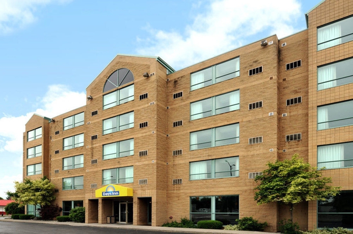 Imagen general del Hotel Days Inn Lundys Lane. Foto 1