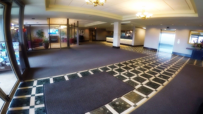 Imagen de los interiores del Hotel Days Inn Lundys Lane. Foto 5