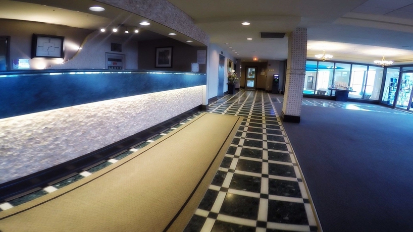 Imagen de los interiores del Hotel Days Inn Lundys Lane. Foto 8