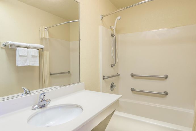 Imagen de la habitación del Hotel Days Inn Opelika. Foto 10