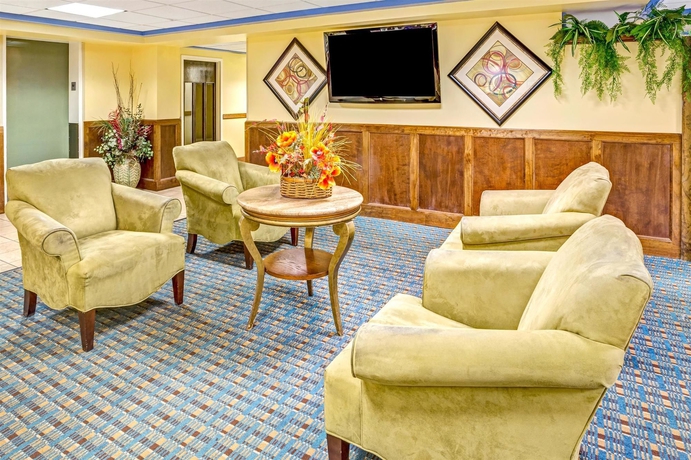 Imagen de los interiores del Hotel Days Inn Raleigh-airport-research Triangle Park. Foto 12